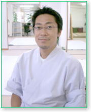 鬼頭 哲也 理学整体 鬼頭健康院 /椎間板ヘルニア/脊柱管狭窄症/腰痛/